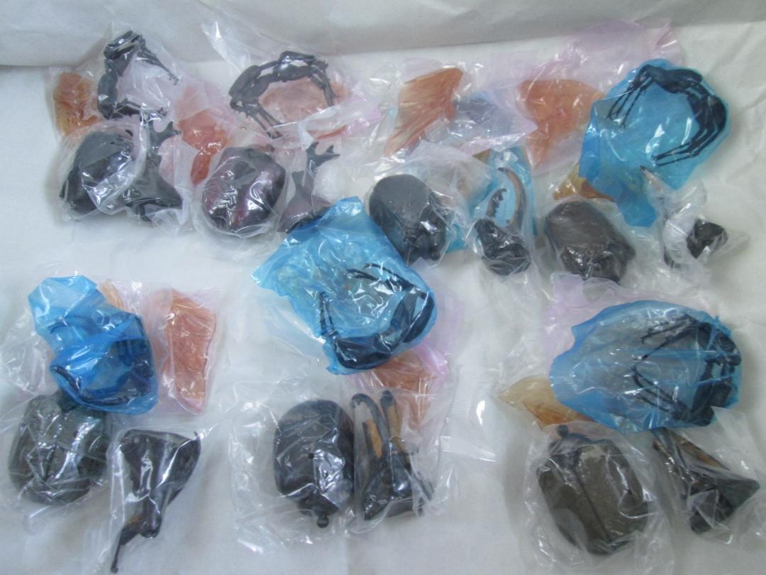 ガシャポン いきもの大図鑑 かぶとむし ヤマトカブトムシ ネプチューンオオカブト(改) くわがた オオクワガタ(改) だんごむし セット拍卖