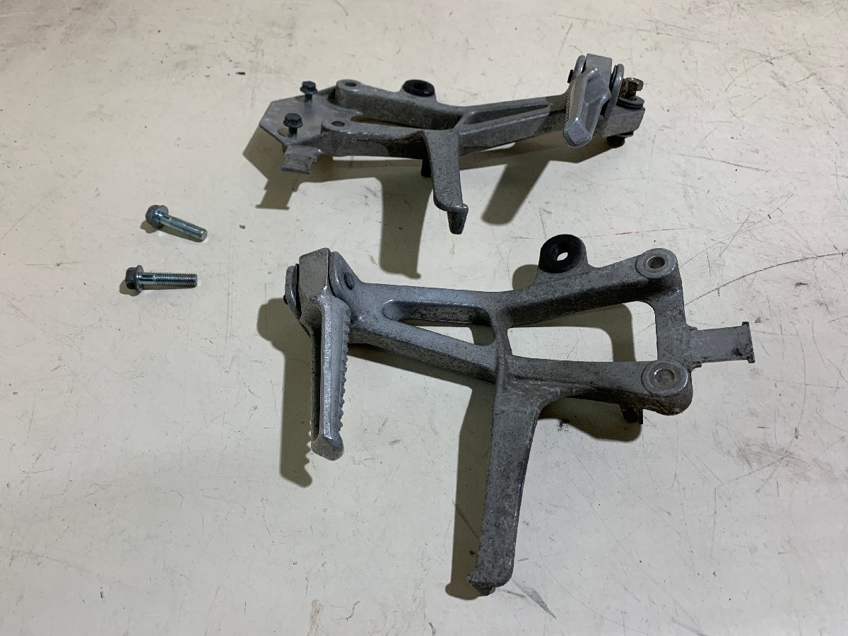 HONDA ホンダ CBR250R MC19 タンデムステップ リアステップ リア リヤ ステップ 左右セット セット販売 バイクパーツ 修復・付け替え等に拍卖