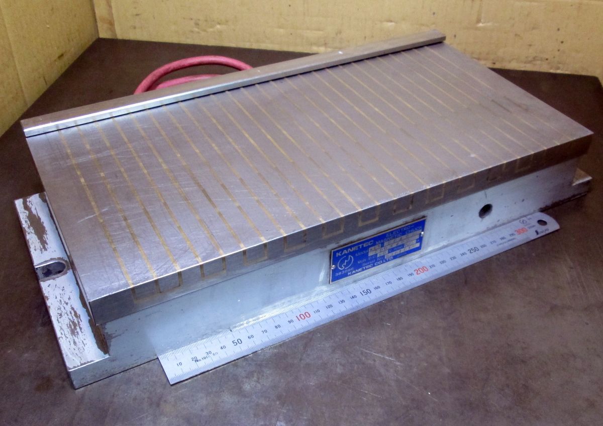 D111 電磁チャック KANETEC KET-2040B 200×400 DC90V 動作確認動画有り! 中古拍卖