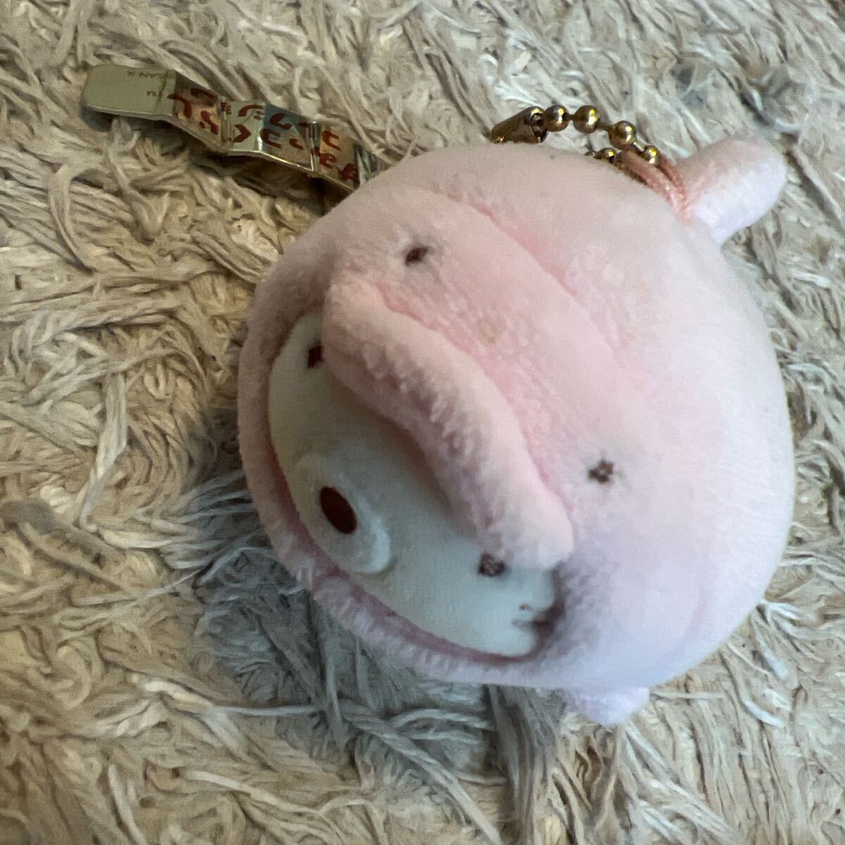 すみっコぐらしコレクション 水族館 ピンクイルカ×ねこ ボールチェーンキーホルダー拍卖