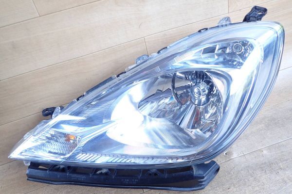 フィット ハイブリッド ヘッドライト左 HID DAA-GP1 2011年 R81 HV RTK543005HN拍卖