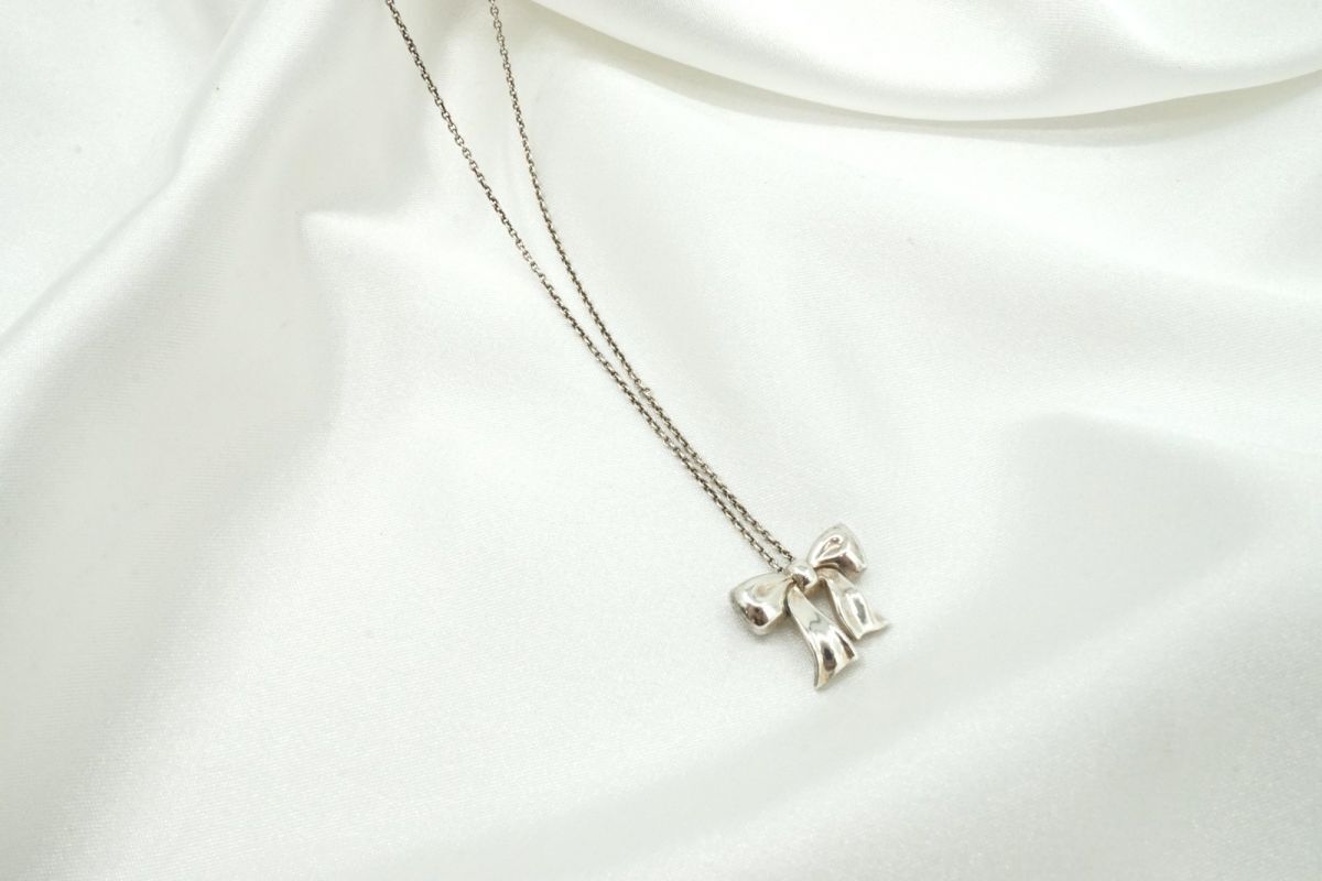 ティファニー ネックレス ペンダント アクセサリー リボンモチーフ SV925 銀 シルバー TIFFANY&Co. 2993j拍卖