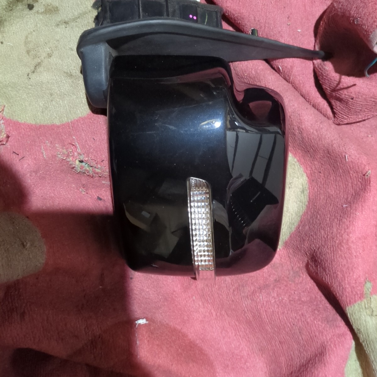 エブリィDA64左側ウインカードアミラーゆうパック80サイズ送料黒色拍卖