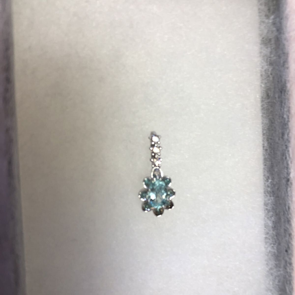 天然パライバトルマリン☆ネックレストップ☆K18wg☆ペンダントトップ☆鑑別書拍卖