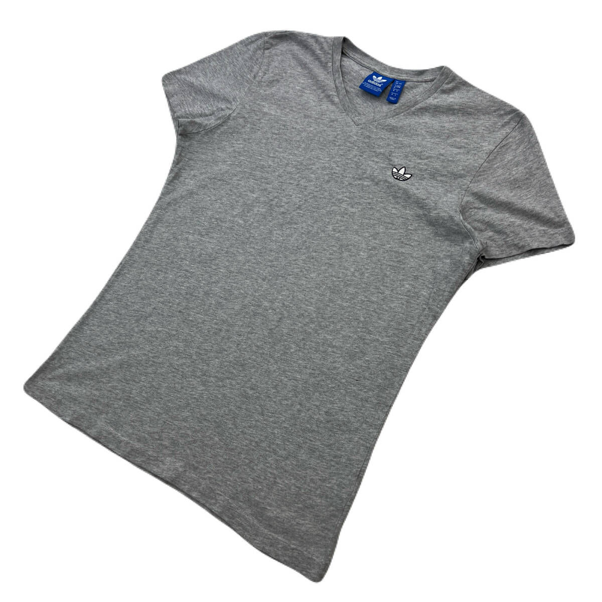 アディダス 半袖 Tシャツ グレー レディース Mサイズ 【 シンプル ノームコア 細身に太目のパンツを合わせて 】 adidas ●ED327拍卖