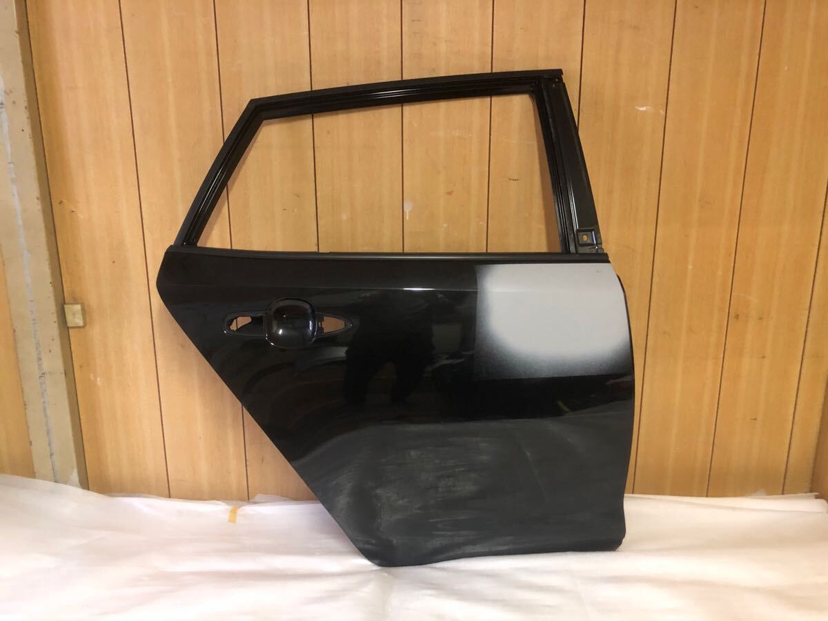 カローラツーリング NRE210/ZRE212/ZWE211/ZWE214 純正 右リア ドア ブラックメタリック系 良品!拍卖