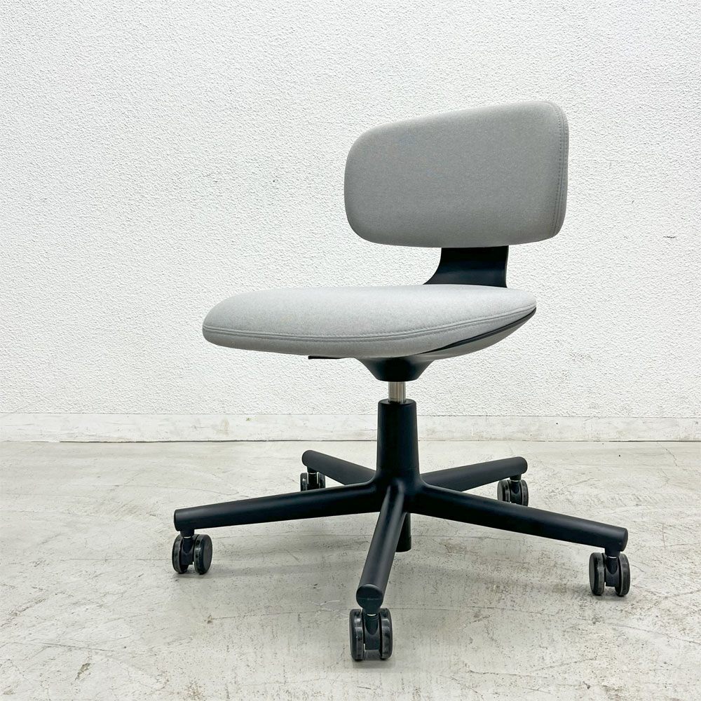 〓 ヴィトラ vitra ルーキー Rookie デスクチェア キャスターチェア コンスタンチン・グルチッチ グレー系ファブリック 定価¥66,000拍卖