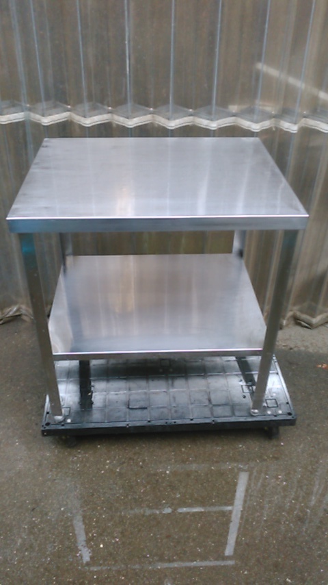 作業台 750×600 (引取限定) U拍卖