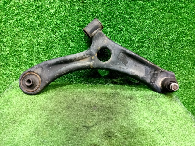 ワゴンR DBA-MH23S 右フロントロアアーム 45201-85K00 45201-85K10拍卖