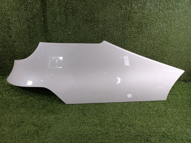 シエンタ DBA-NSP170G 右リアフェンダー/クォーターパネル 60835-52020-A1 右リアスライドレールカバー拍卖