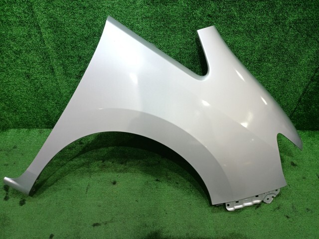 セレナ DAA-HC26 右フロントフェンダー F3100-3GRAA拍卖