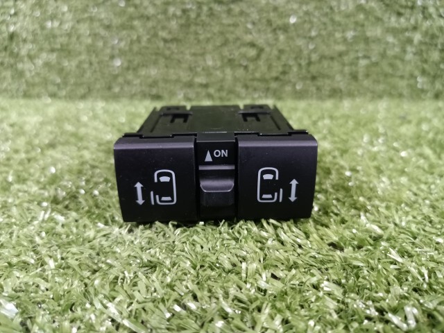 フレアワゴン 4AA-MM54S パワースライドスイッチ拍卖