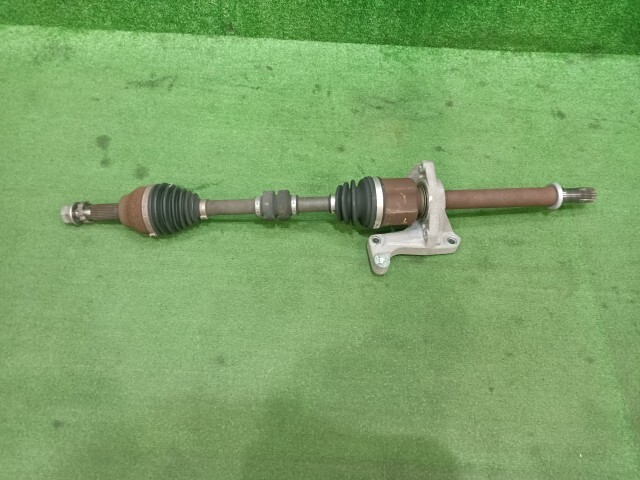 セレナ DAA-GC27 右フロントドライブシャフト 39100-5TA0A拍卖