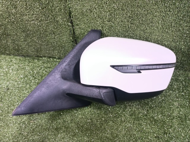 セレナ DAA-GC27 左サイドミラー 左ドアミラー 96302-5TA0A拍卖