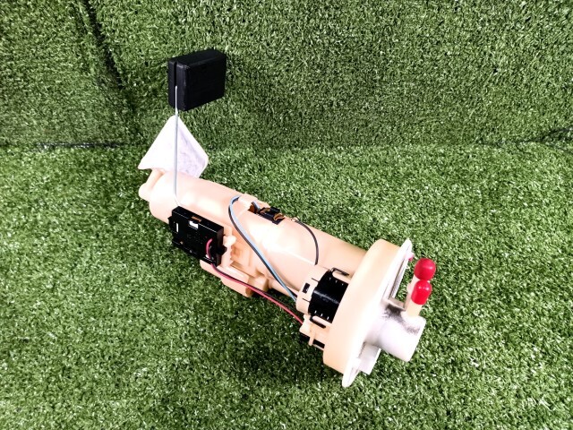 デイズルークス DBA-B21A フューエルポンプ 17020-6A00J拍卖