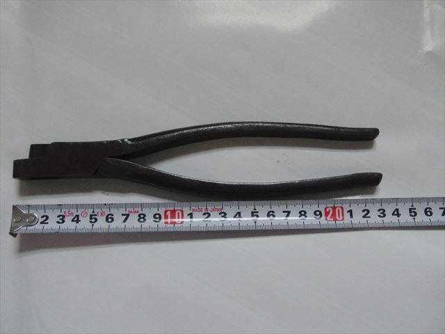 【送料185円】BEタイヤ用 大塚製 耳切りパンチ 即決 穴あけ工具 実用車 自転車 昭和 ビンテージ タイヤ交換 整備 タイヤパンチ拍卖