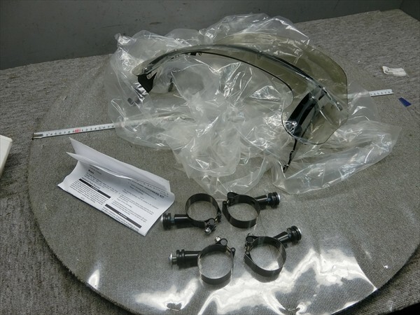 ハーレー FXFB 2008-2017 FXFB FXFBS 2018-2021 新古 純正 ウィンドスプリッター デタッチャブル コンパクト ウインド シールド 57400330拍卖