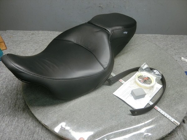 ハーレーダビッドソン ツーリング モデル 2008- 新古 純正 レザー ロープロファイル バケット シート 52095-08A拍卖
