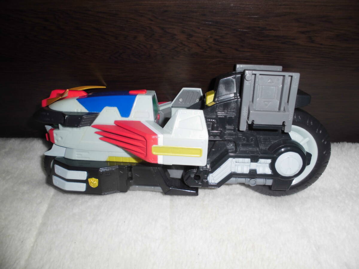 あか332 バイク ロボット 全長25㎝位 詳細不明 ジャンク品拍卖