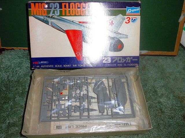 T20 未使用 プラモデル クラウン ミグ23フロッガー Crown ソビエト戦闘機 拍卖