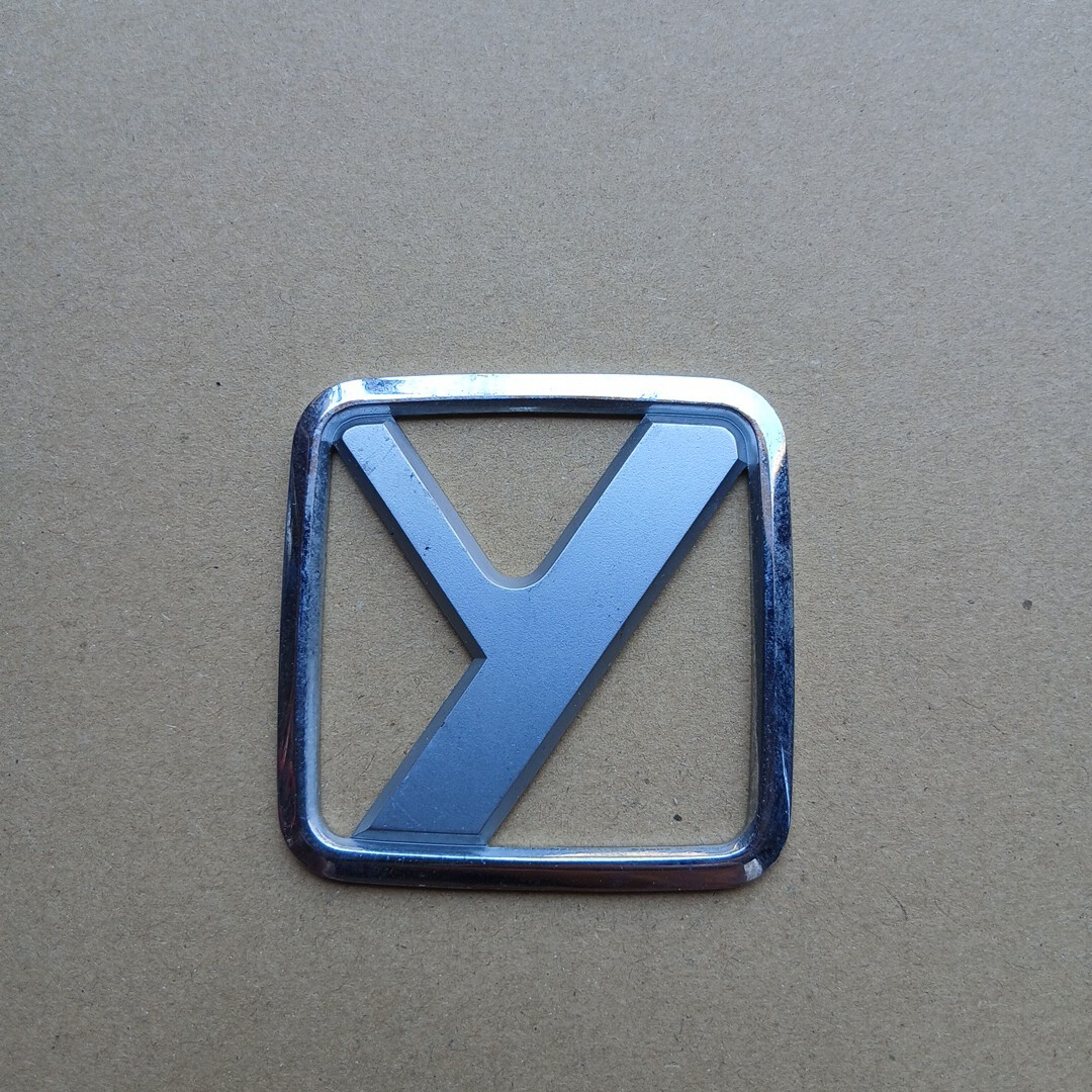 ヤンマー エンブレム ② マーク 送料無料 割れ無し トラクター コンバイン 田植え機 紋章 メッキ拍卖