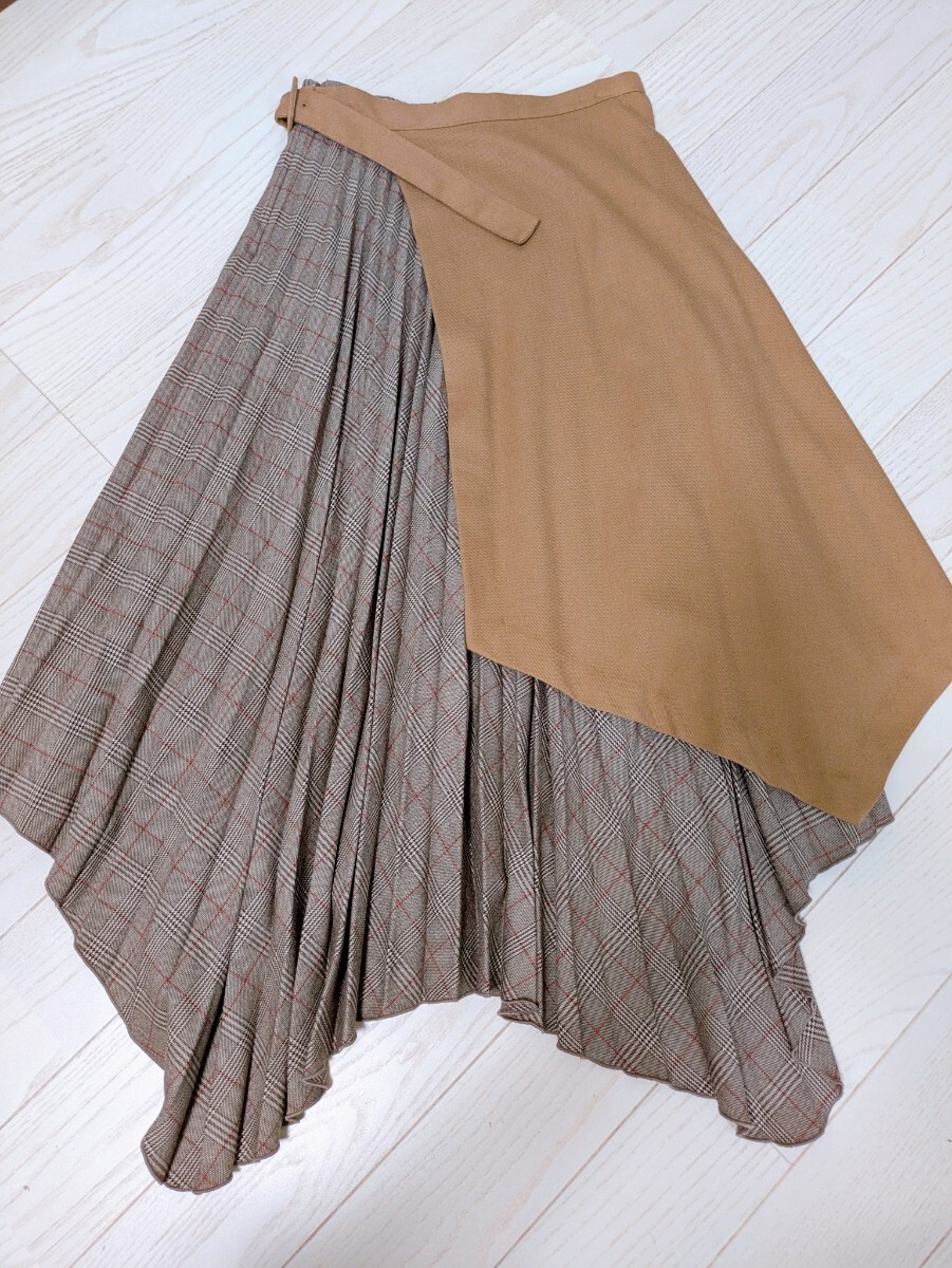 チェックプリーツスカート拍卖