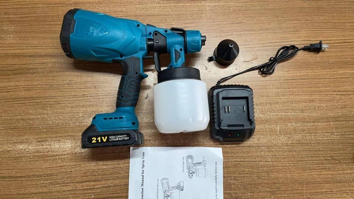 【本体+電池1枚+充電器1枚】 スプレーガン 充電式 塗装機 コードレス 塗装ガン 噴射量調節可能 18Vマキタバッテリー併用 PSE認証済み拍卖