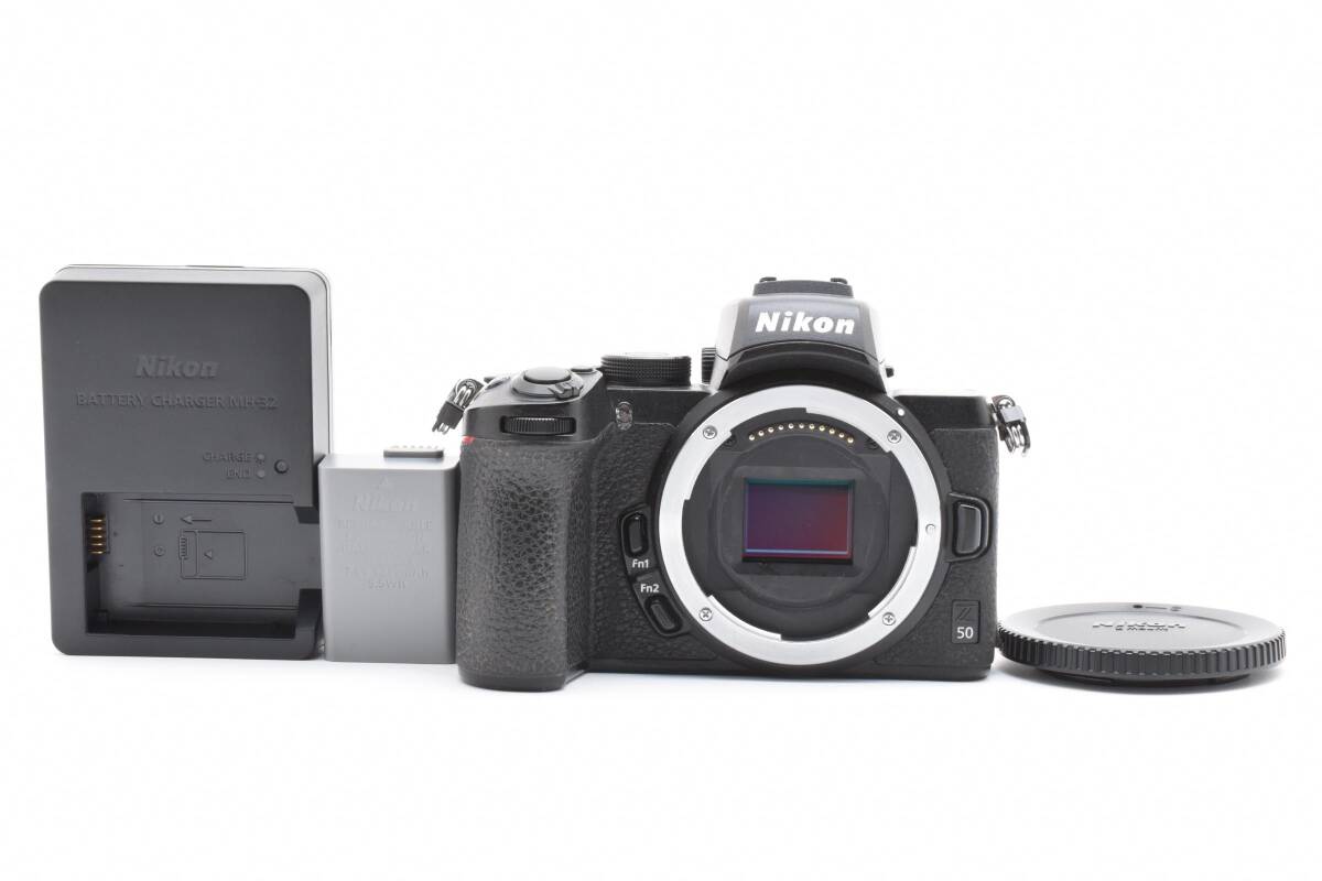 10ショット 極上品 Nikon Z50 ブラック バッテリーチャージャーセット No2拍卖