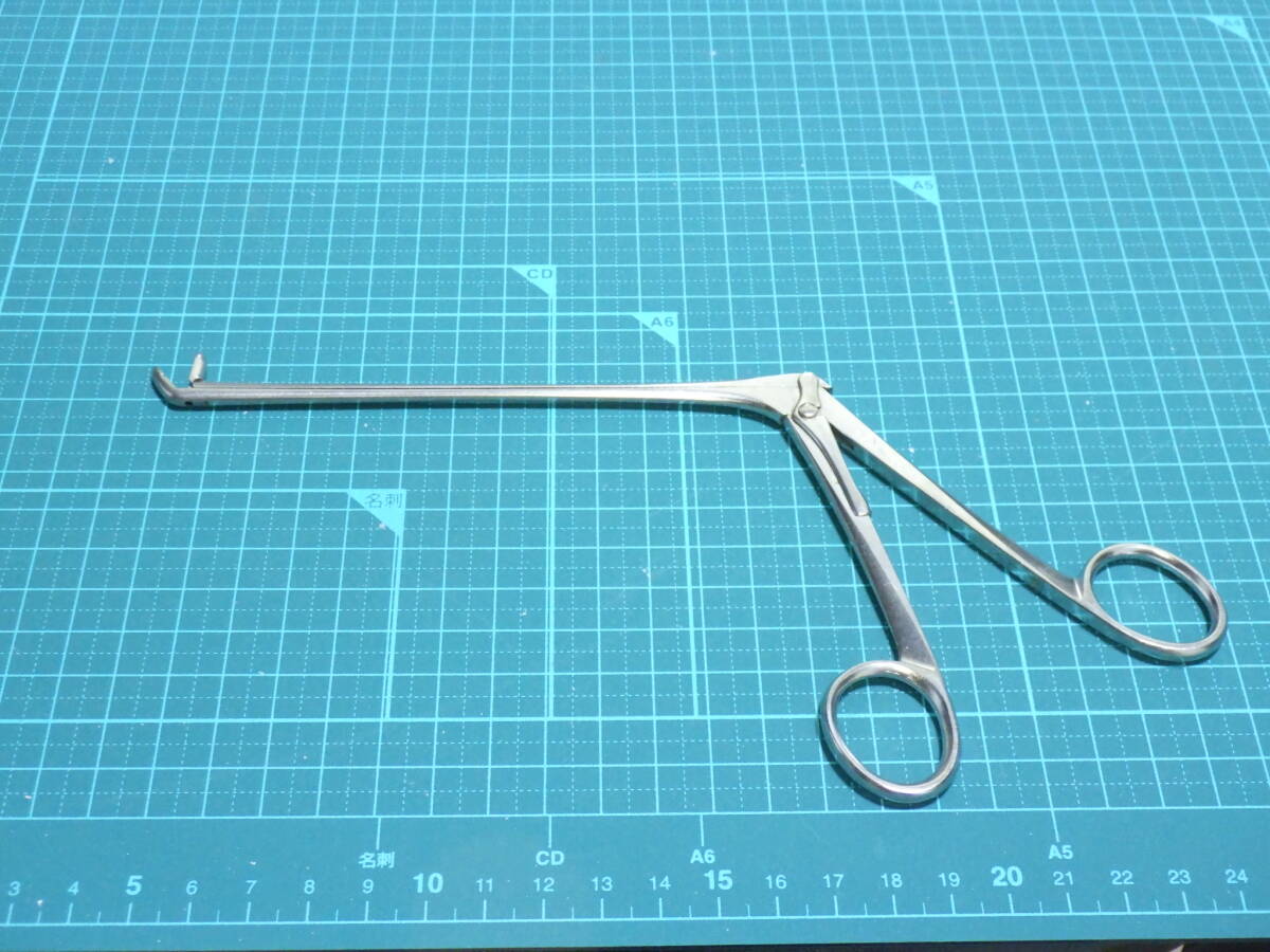 Y1141#動作品 截徐鉗子 グリュンワルド氏 直 中 耳鼻科用 R.Nagashima 2412X (鉗子 鑷子 持針器 剪刀 開創器)医療機器 医療器具 手術拍卖