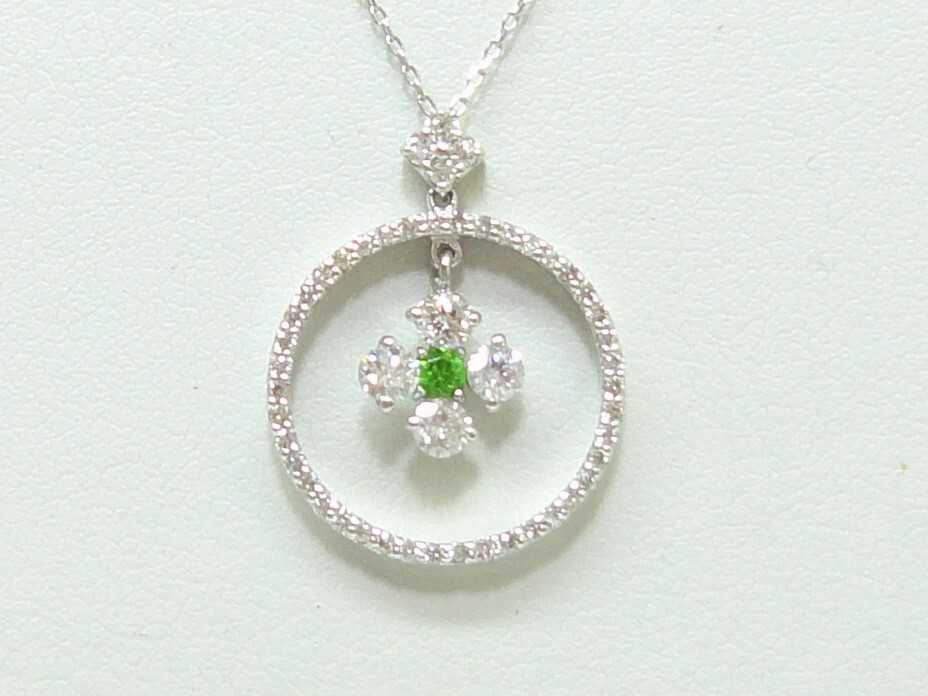 ◆◆超特価◆◆K18WG/K14WGガーネット、ダイヤペンダント 鑑別書付【新品】◆税込み価格!送料サービス♪♪拍卖