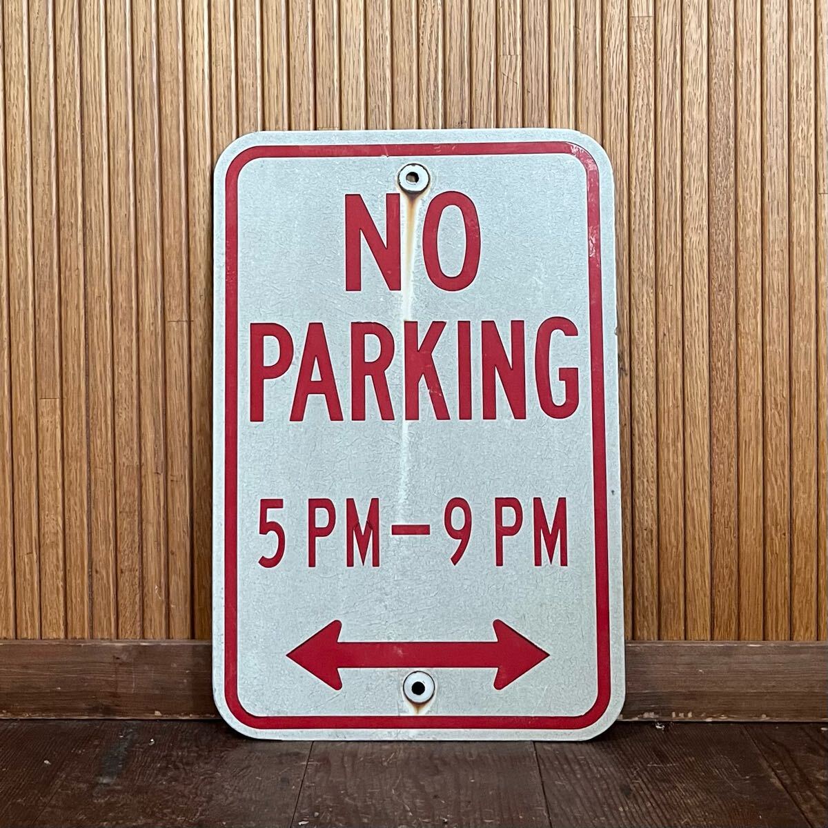 ★本物★アメリカ 看板 NO PARKING 5PM-9PM 駐車禁止 ビンテージ ストリート ロードサイン 標識 ガレージ 世田谷 ノーパーキング USA拍卖