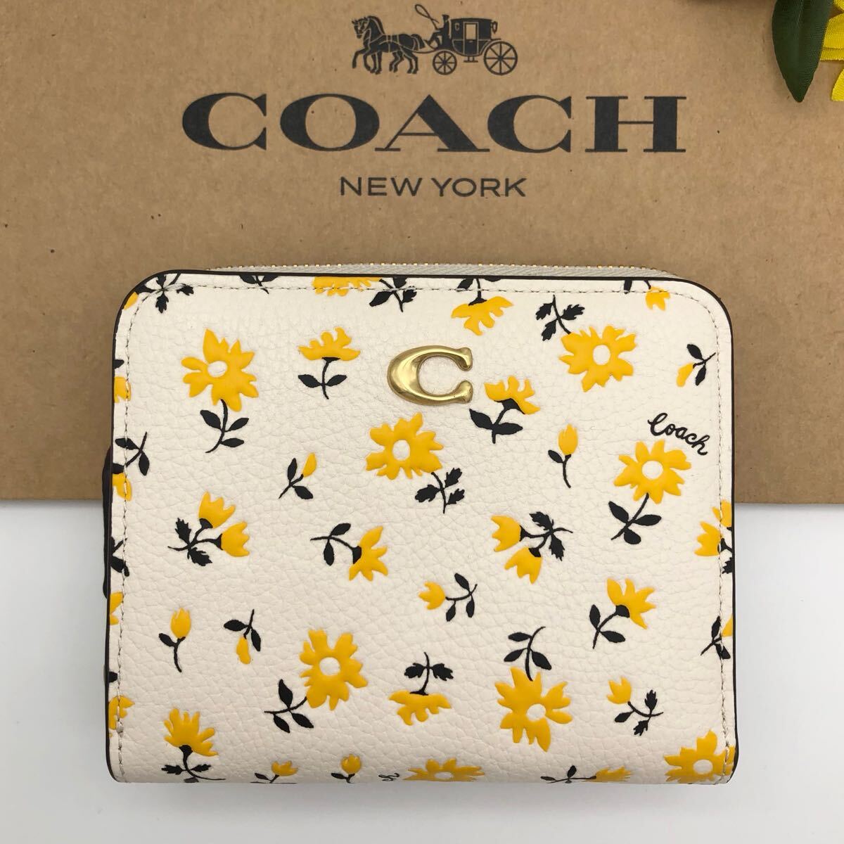 COACH 財布 ★大人気★ ビルフォールドウォレット フローラルプリント CR555 B4V9P 新品拍卖