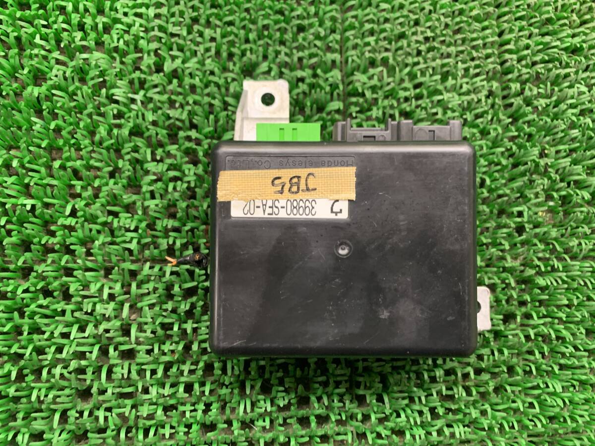 即決値段 動作OK Z3-1 ホンダ ライフ JB5 パワステコンピューター PSコンピューター JB6 JB7 JB8 39980-SFA-02拍卖
