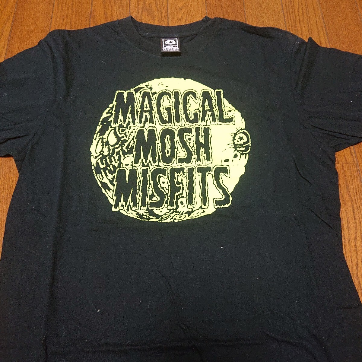 L MxMxM マジカル モッシュ ミスフィッツ MAGICAL Tシャツ メッセージ 地球温暖化 パンク スケボー 平成 バックプリント拍卖