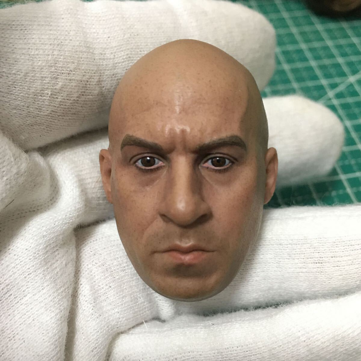 B185 1/6 フィギュア用 ヘッド 塗装済みヘッド 男性ヘッド アクセサリー 交換用 ヴィン・ディーゼル拍卖