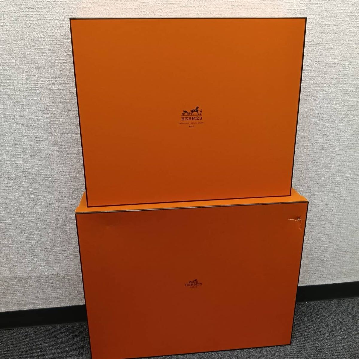 【良品】 HERMES エルメス バッグ用 他 空箱 2点 ブランド ボックス 空き箱 保存箱 特大 ハコ 箱 はこ 収納 保管 整理 BOX オレンジ ③拍卖