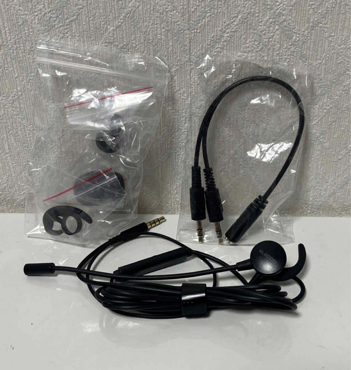 707i0704 エレコム(ELECOM) ヘッドセット マイクアーム付 4極ミニプラグ インナーイヤー 有線 片耳 変換ケーブル付 ブラック HS-EP16TBK拍卖