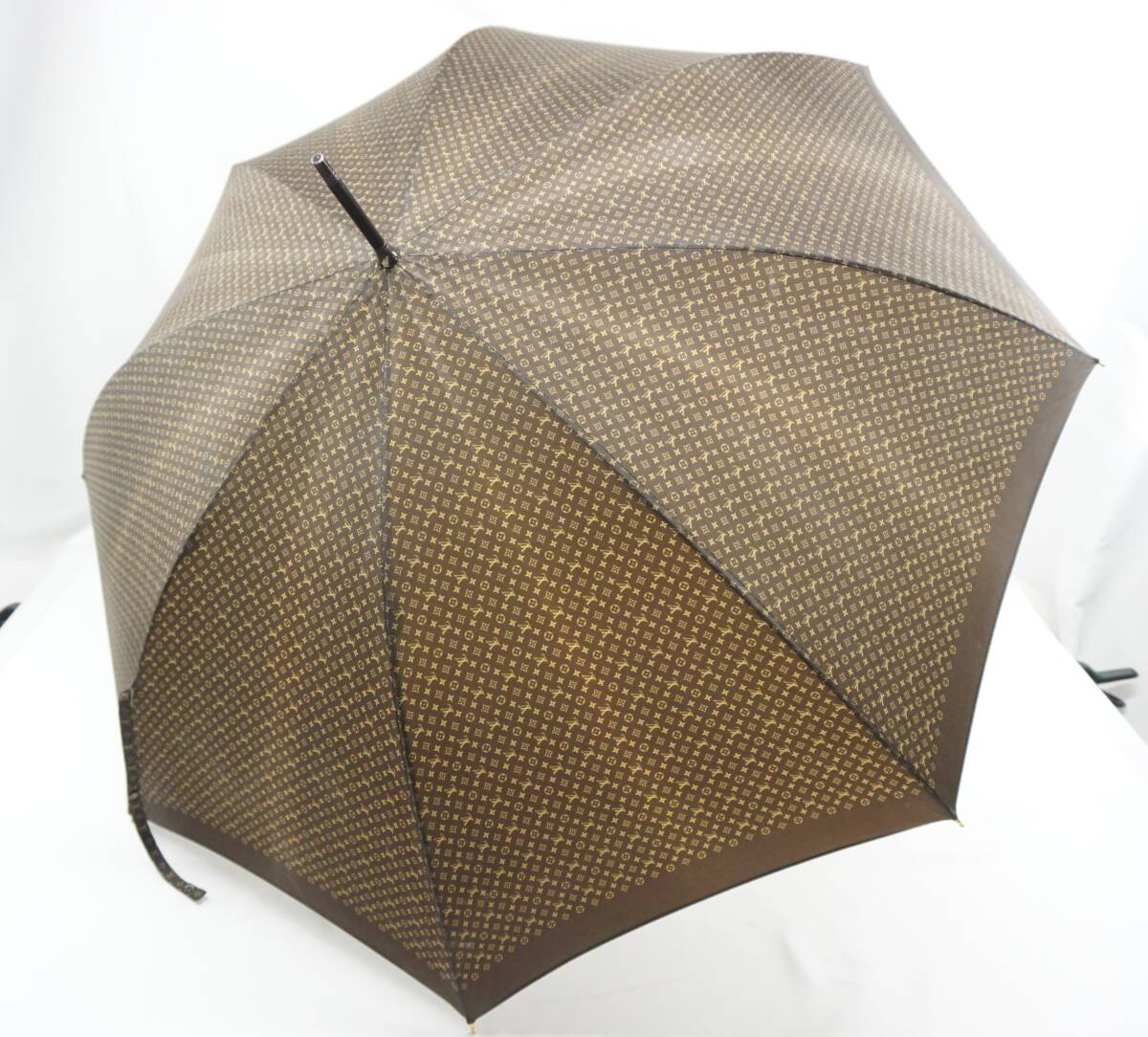 ☆同梱不可【B送1200円】1945 LOUIS VUITTON ヴィトン モノグラム 傘 ブラウン ウッドハンドル アンブレラ拍卖