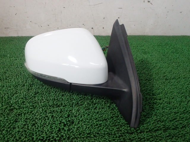 ●ボルボV60 FB4164T H25/3 右ドアミラー 右サイドミラー 電動格納 ヒーター付 ウィンカー付 12ピン 動作確認済み拍卖