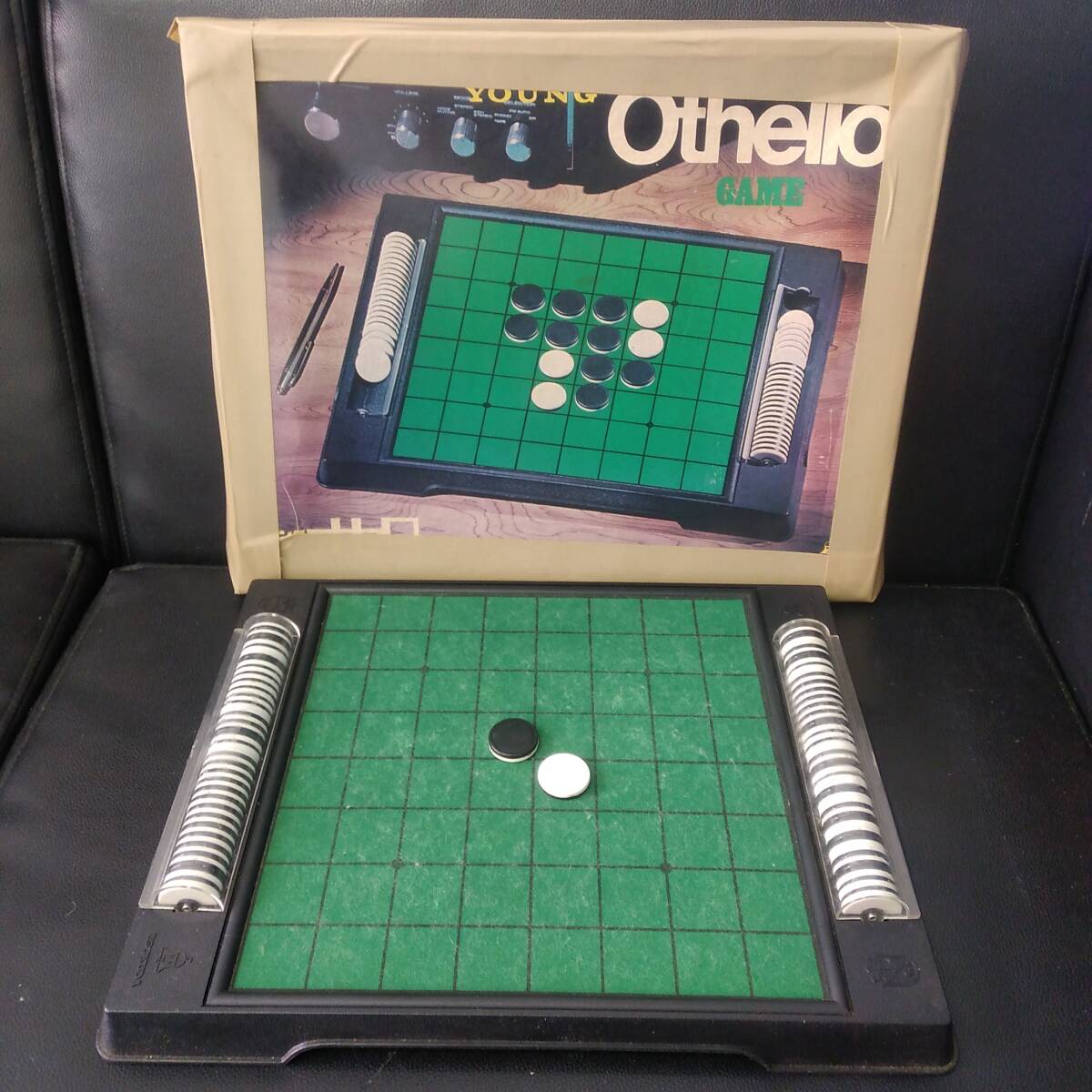 《玩具》卓上 「ツクダ:ヤングオセロゲーム」 経年による劣化や汚れあり 予備コマ付 オセロ リバーシ ボードゲーム レトロ拍卖