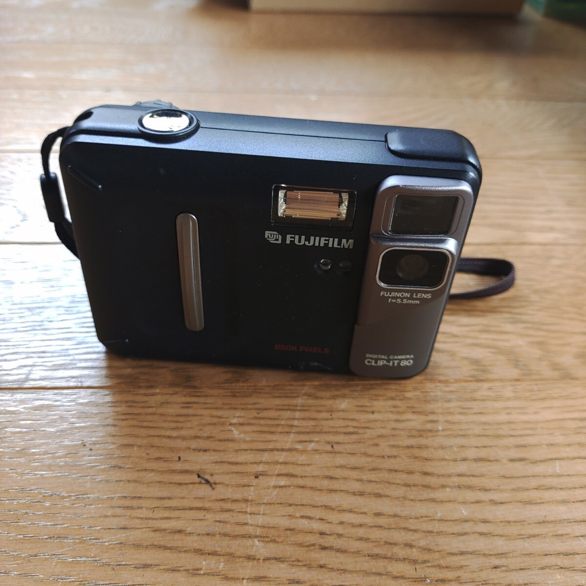 FUJIFILM コンパクトデジタルカメラCLiP-iT80拍卖