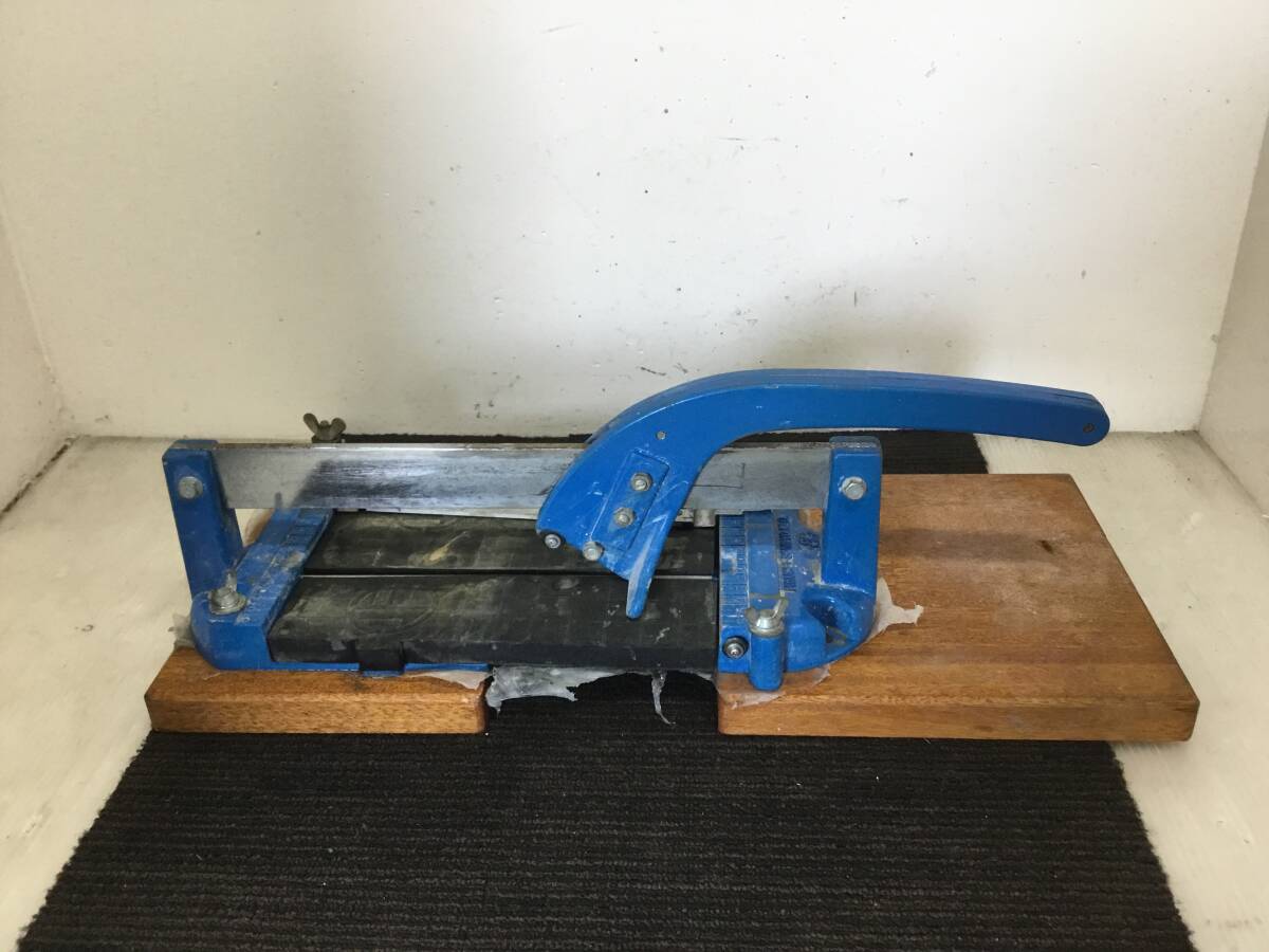 △ y 岐阜発/ タイルカッター/ メーカー等不明/ 工事用機材/ 切断機/ 現状品/ R7.7/9 △拍卖