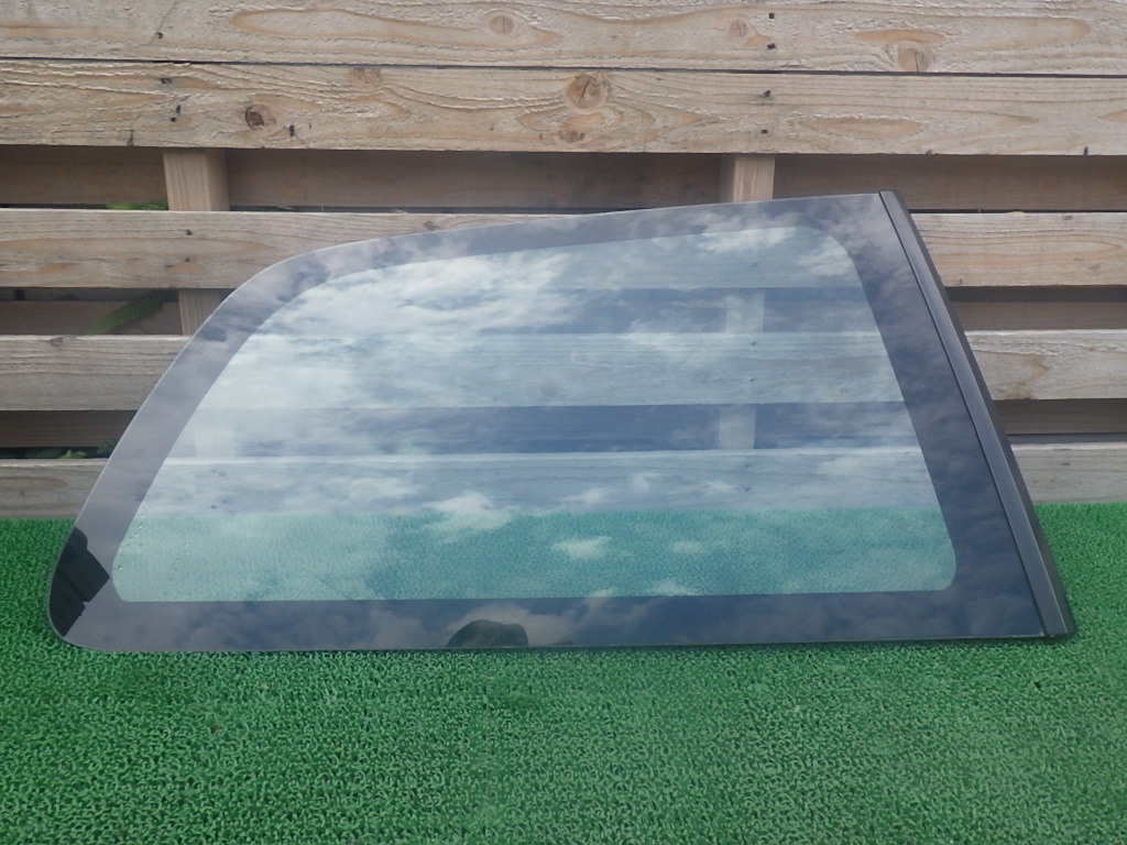 ミニカ H42V 右 クォーターガラス 3ドア拍卖