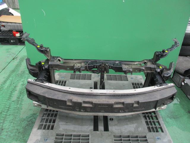 プリウス DAA-ZVW50 ラジエータコアサポート Sツーリングセレクション 53205-47900【岐阜発】拍卖