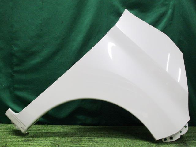 eKカスタム DBA-B11A 右Fフェンダー Tセーフティパッケージ 5220J700【岐阜発】拍卖