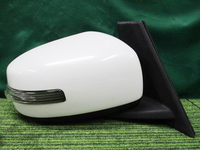 eKカスタム DBA-B11A 右サイドミラー Tセーフティパッケージ 7632D012WA【岐阜発】拍卖