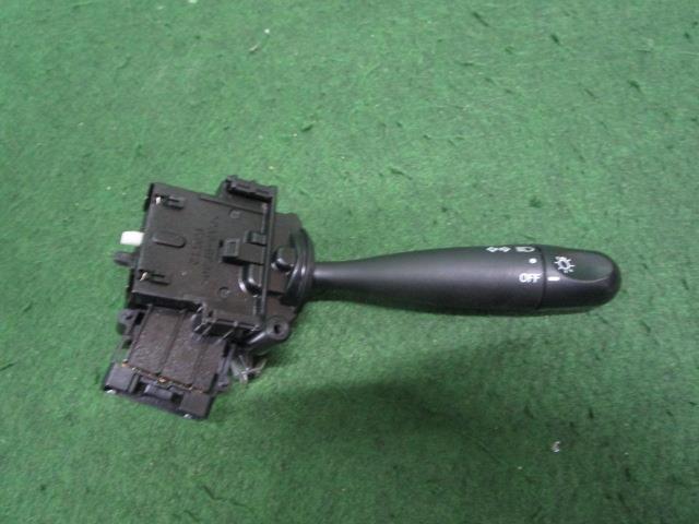 タントエグゼ DBA-L455S ディマースイッチ G 84140-B2050【岐阜発】拍卖