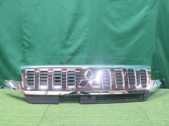 eKスペース DBA-B11A ラジエータグリル カスタムT E-アシスト 6402A358【岐阜発】拍卖