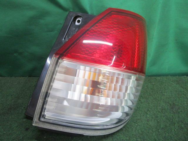ソリオ DBA-MA15S 右テールランプ X 35650-54M00【岐阜発】拍卖