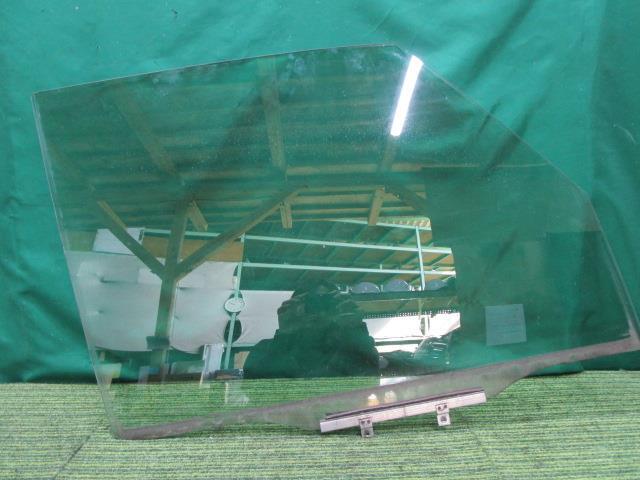 ソリオ DBA-MA15S 右Fドアガラス ブラック&ホワイト 84531-54M00【岐阜発】拍卖